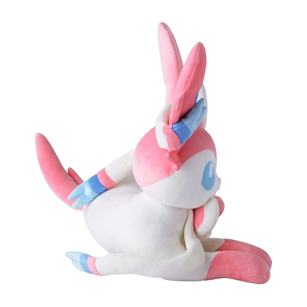 Sylveon LIFE-SIZED