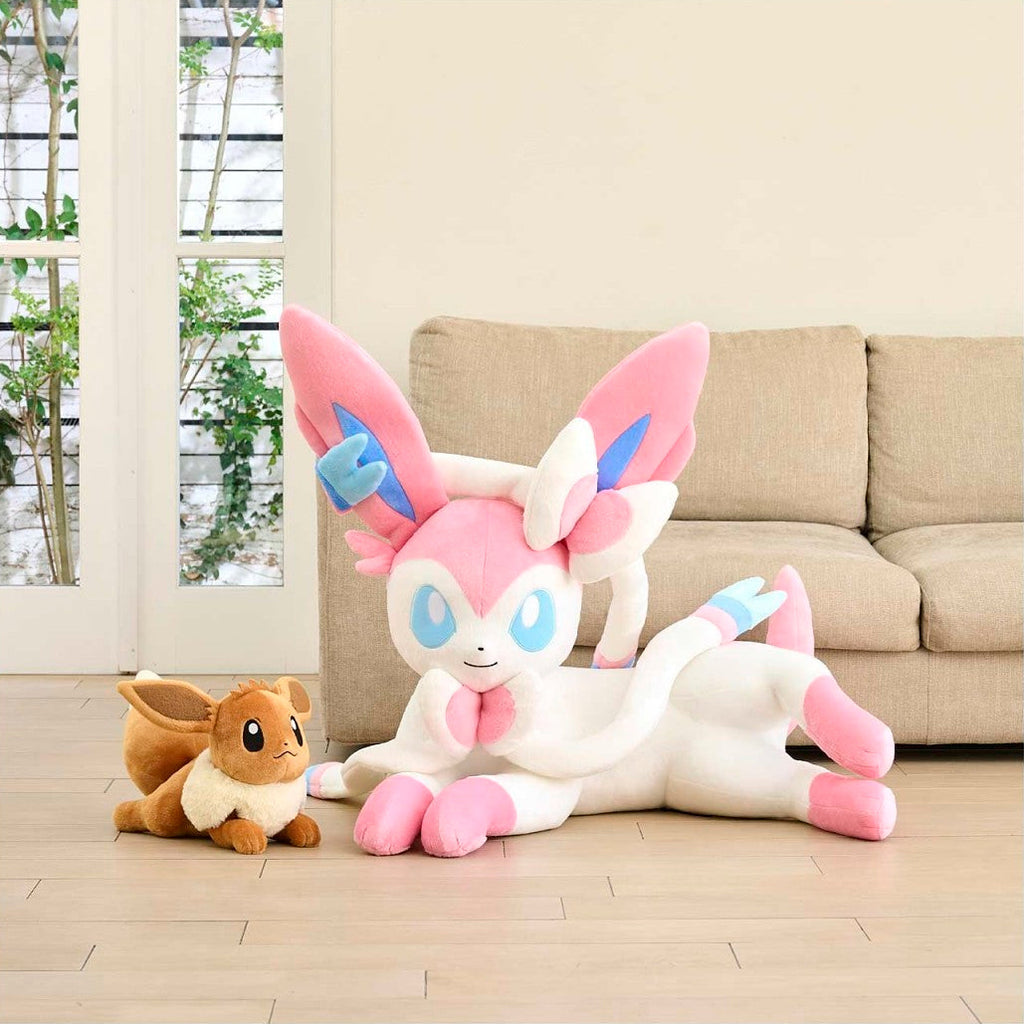 Sylveon LIFE-SIZED